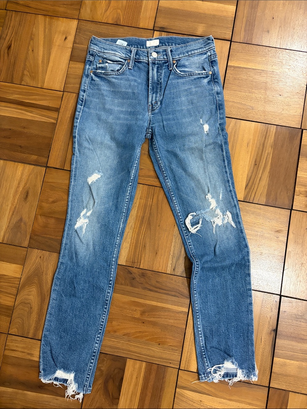 MOTHER Women's Skinny Distressed Blue Jeans (The Flirt)
